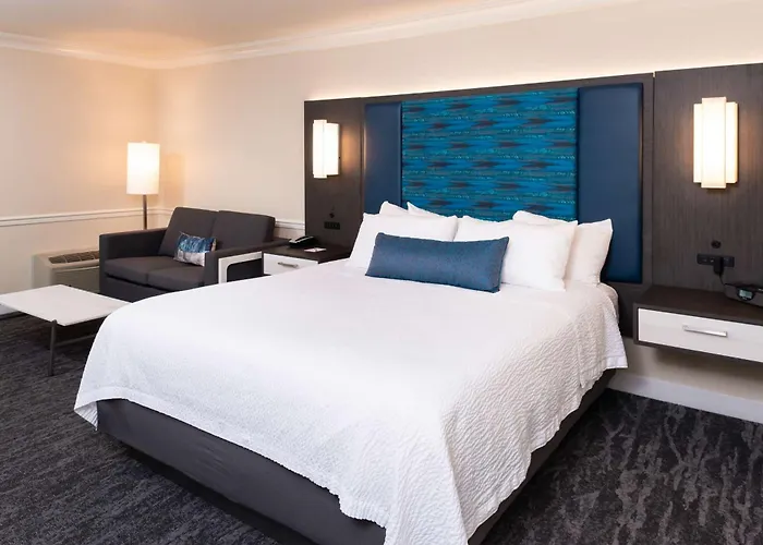 Best Western Plus Novato Oaks Inn