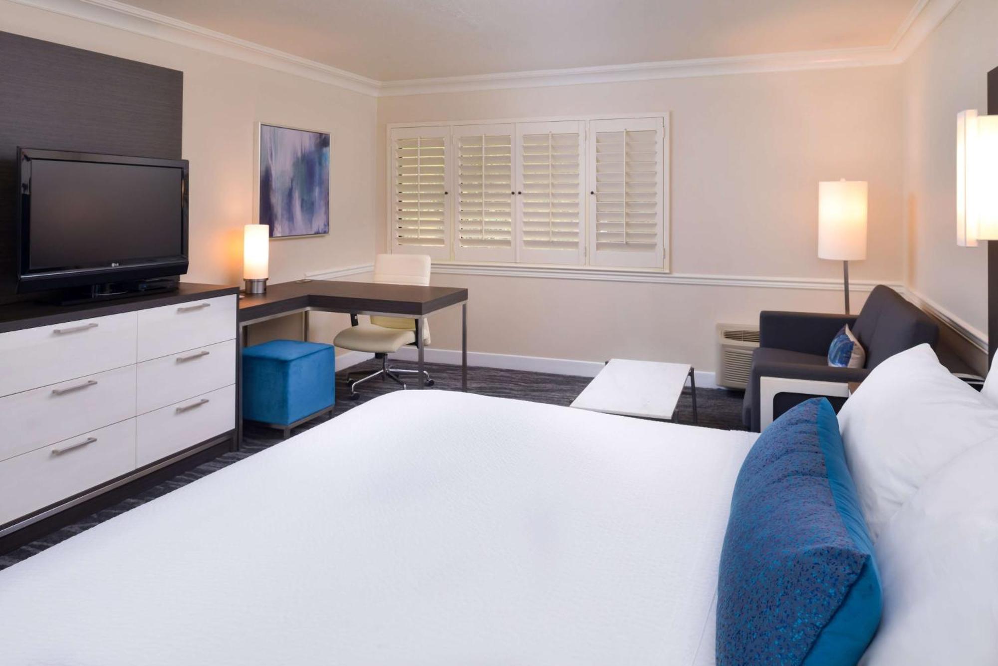 Hotel Western Oaks Novato