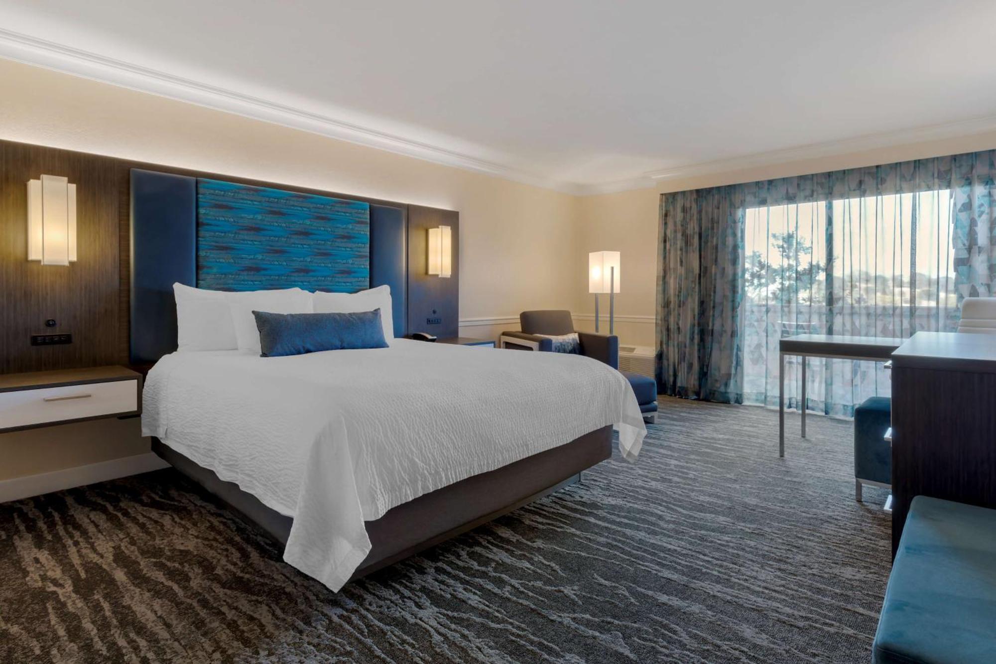 Hotel Western Oaks Novato