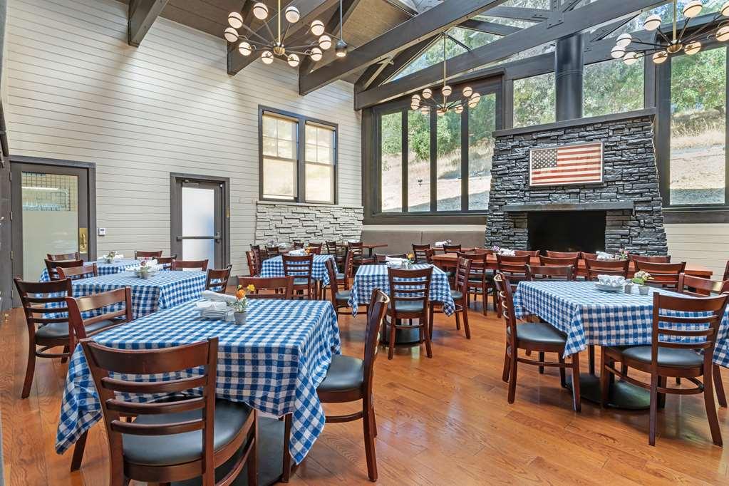 Hotel Western Oaks Novato