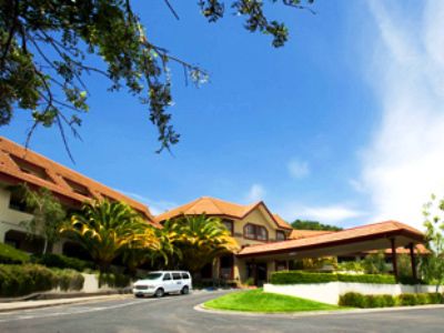Western Oaks Hotel
